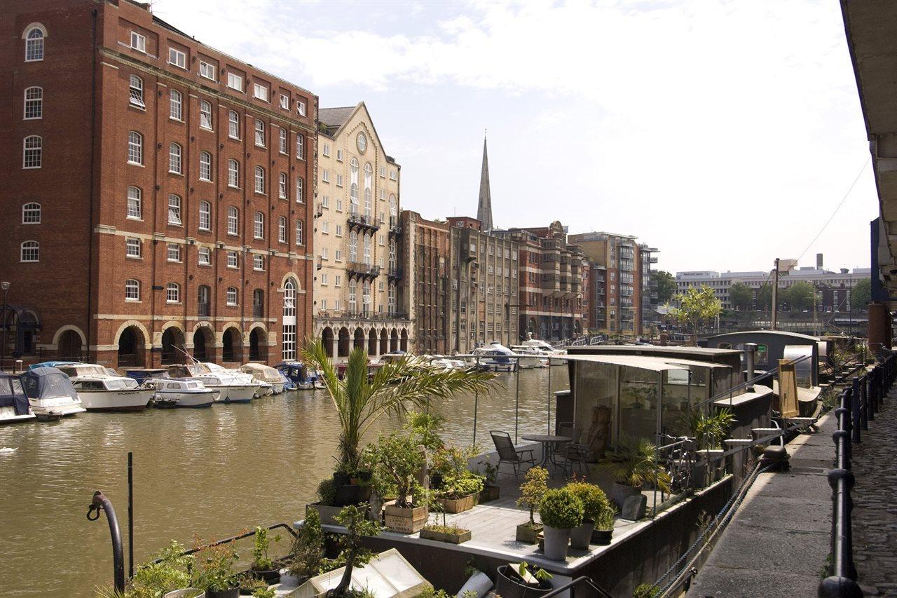 Premier Inn Bristol City Centre King Street Экстерьер фото
